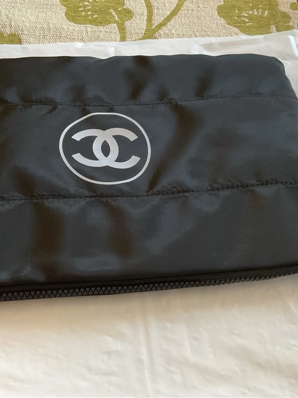Chanel Beaute Puffy Nylon Gift Makeup Cosmetic Pouch Clutch